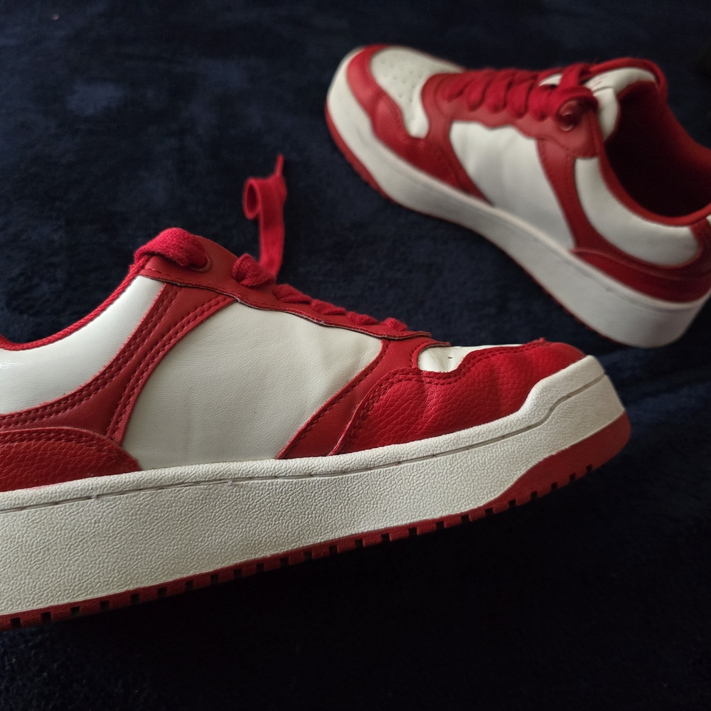 GUESS Red and White Sneakers